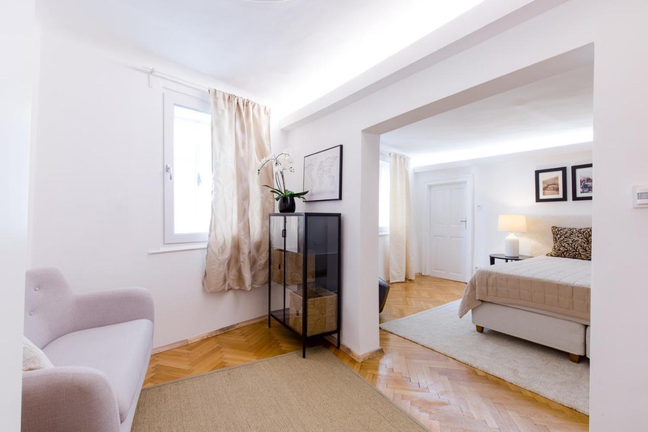 Altstadt Luxury Design Apartment Salzburg Bagian luar foto